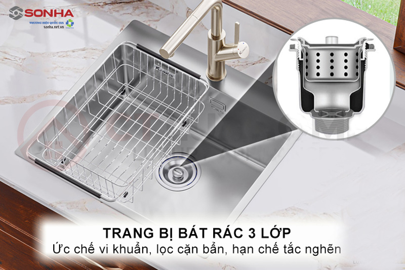 Trang bị bát rác 3 lớp ức chế vi khuẩn sinh trưởng, lọc cặn bẩn, hạn chế tắc ống thoát nước